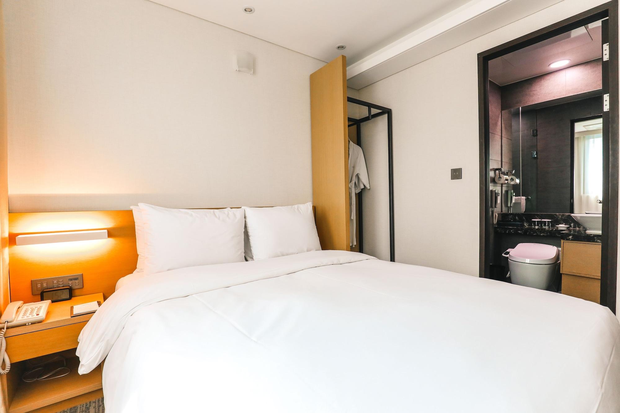 On City Hotel Cheonan Exterior foto