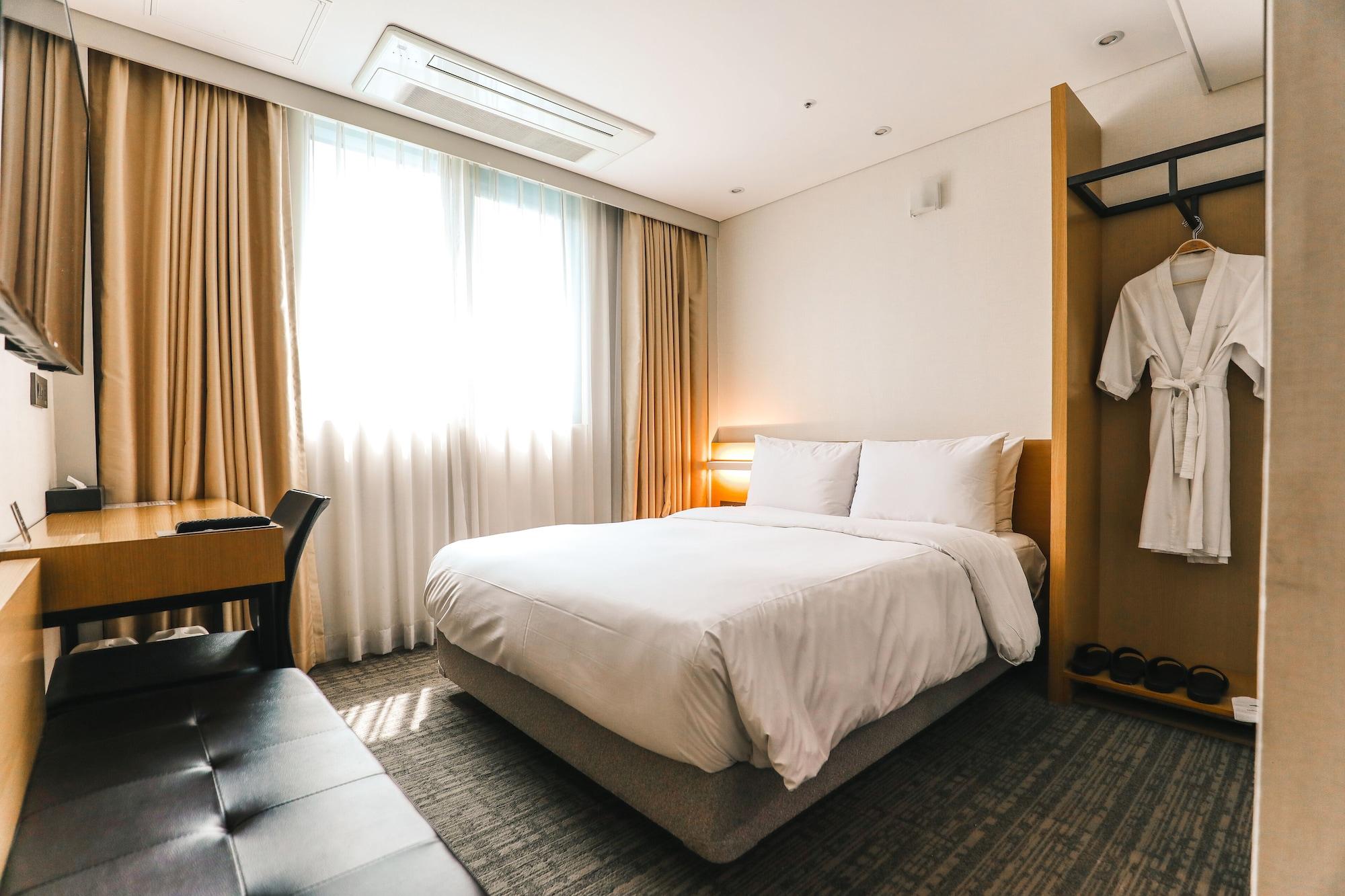 On City Hotel Cheonan Exterior foto